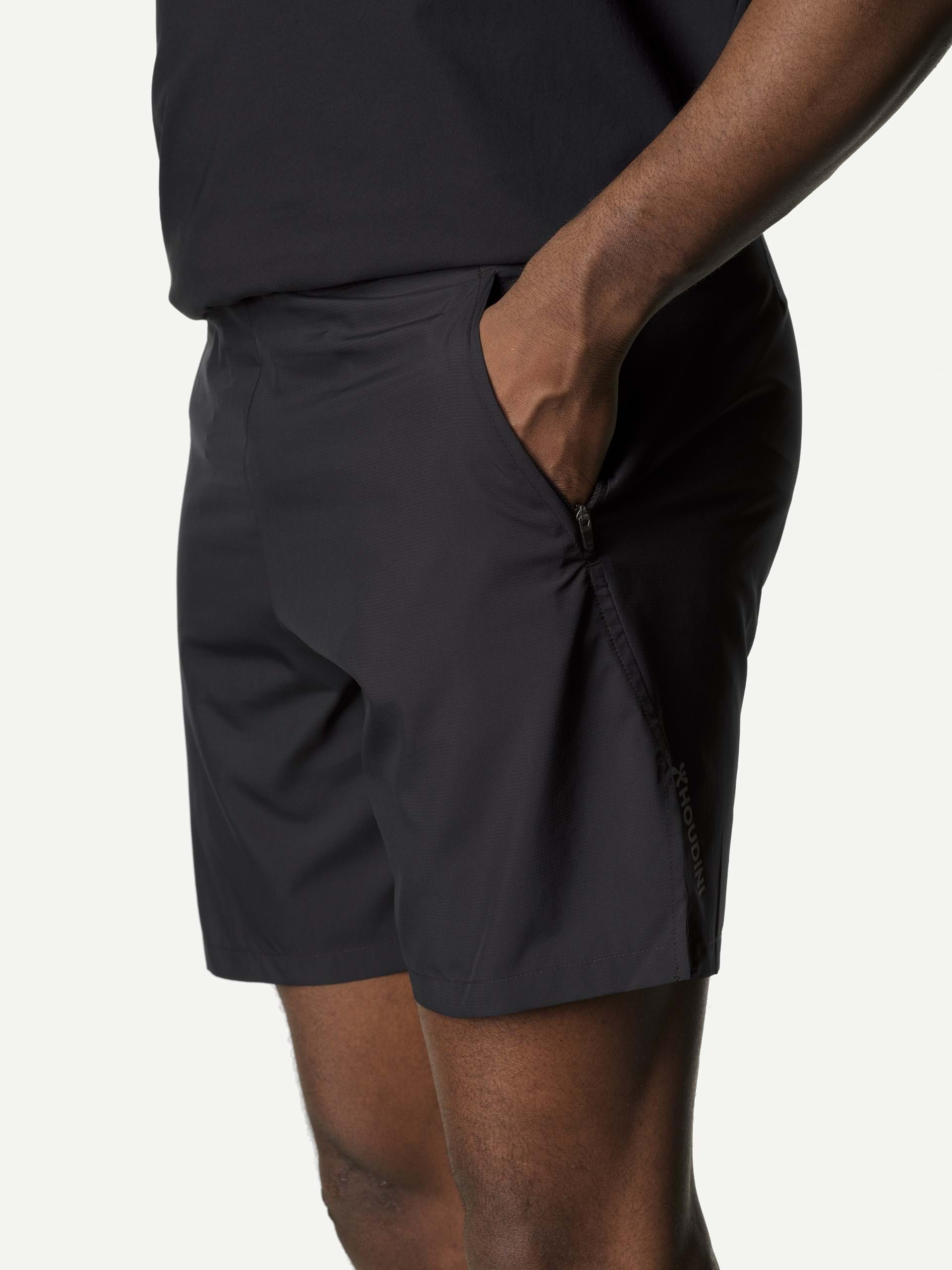  Ms- Pace- Wind- Shorts  True- Black 840012 900 DET 2633 C low