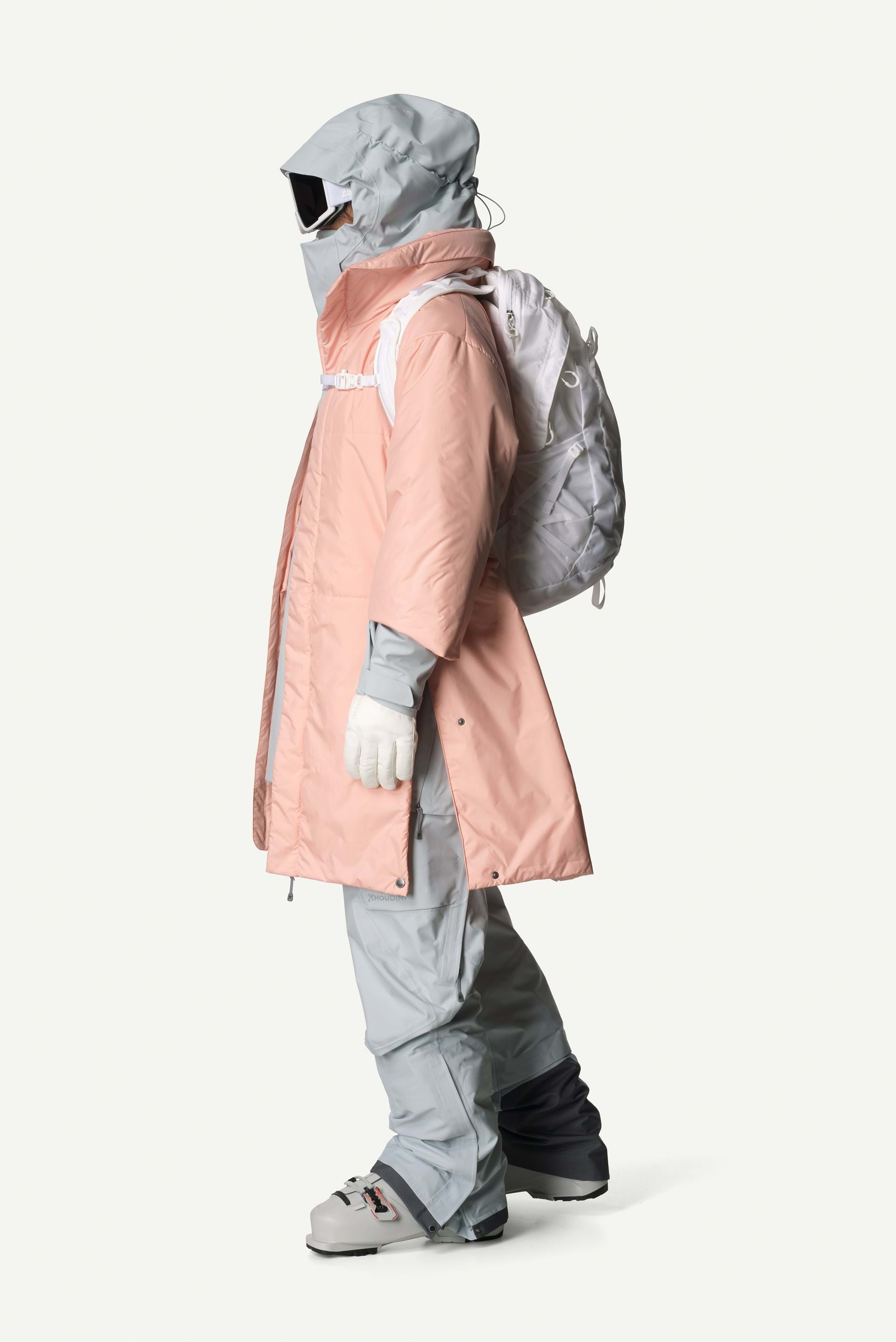 https://api.houdinisportswear.com/_images/1e48638e-4644-432c-8d79-84597742e46f/Ms-The-Cloud_Pow-Pink_106944_F29_SET_6698_c_low.jpg
