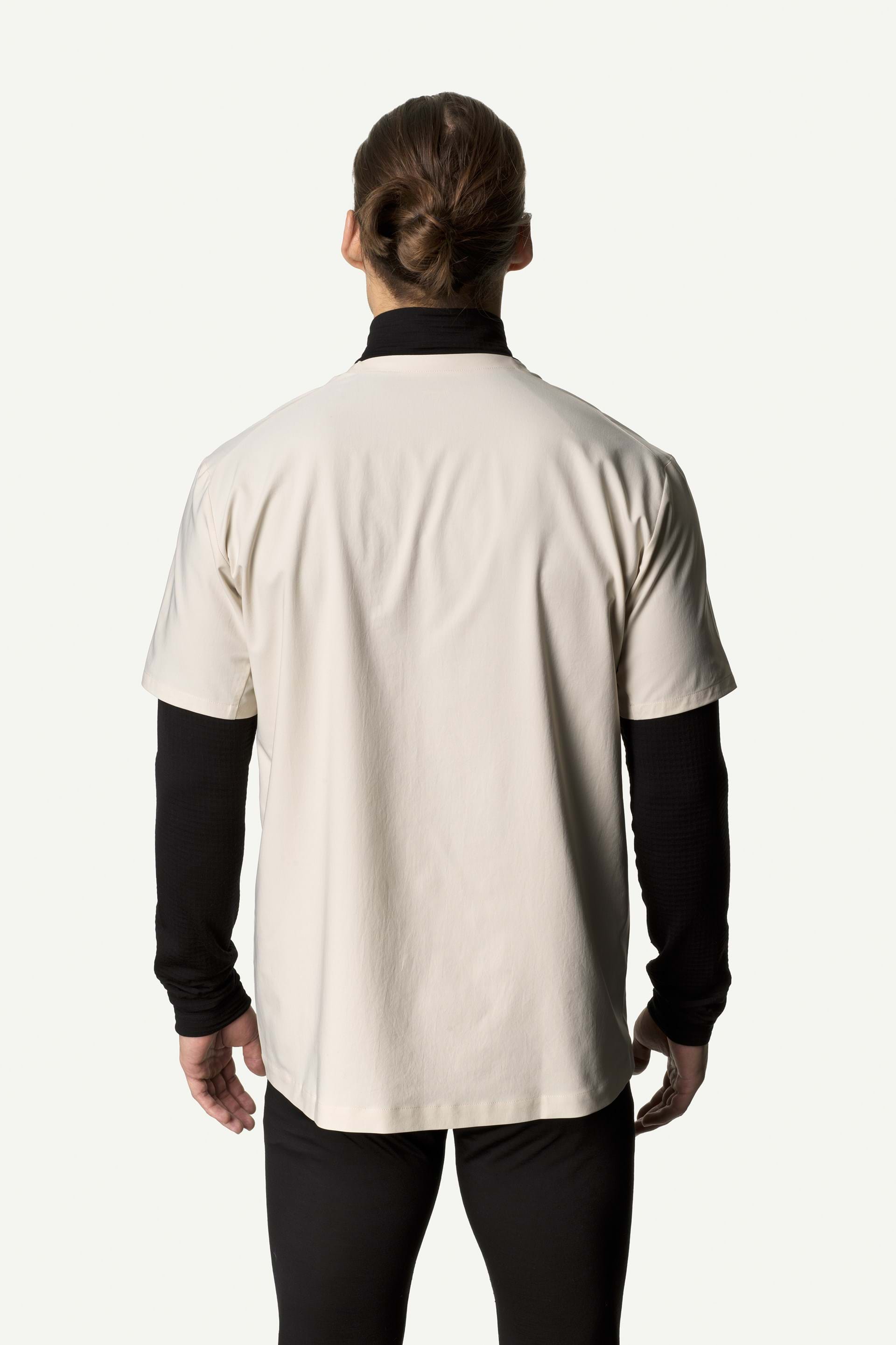  Ms- Cover- Tee  Foggy- Mountain 840018 191 P B 2041 C low