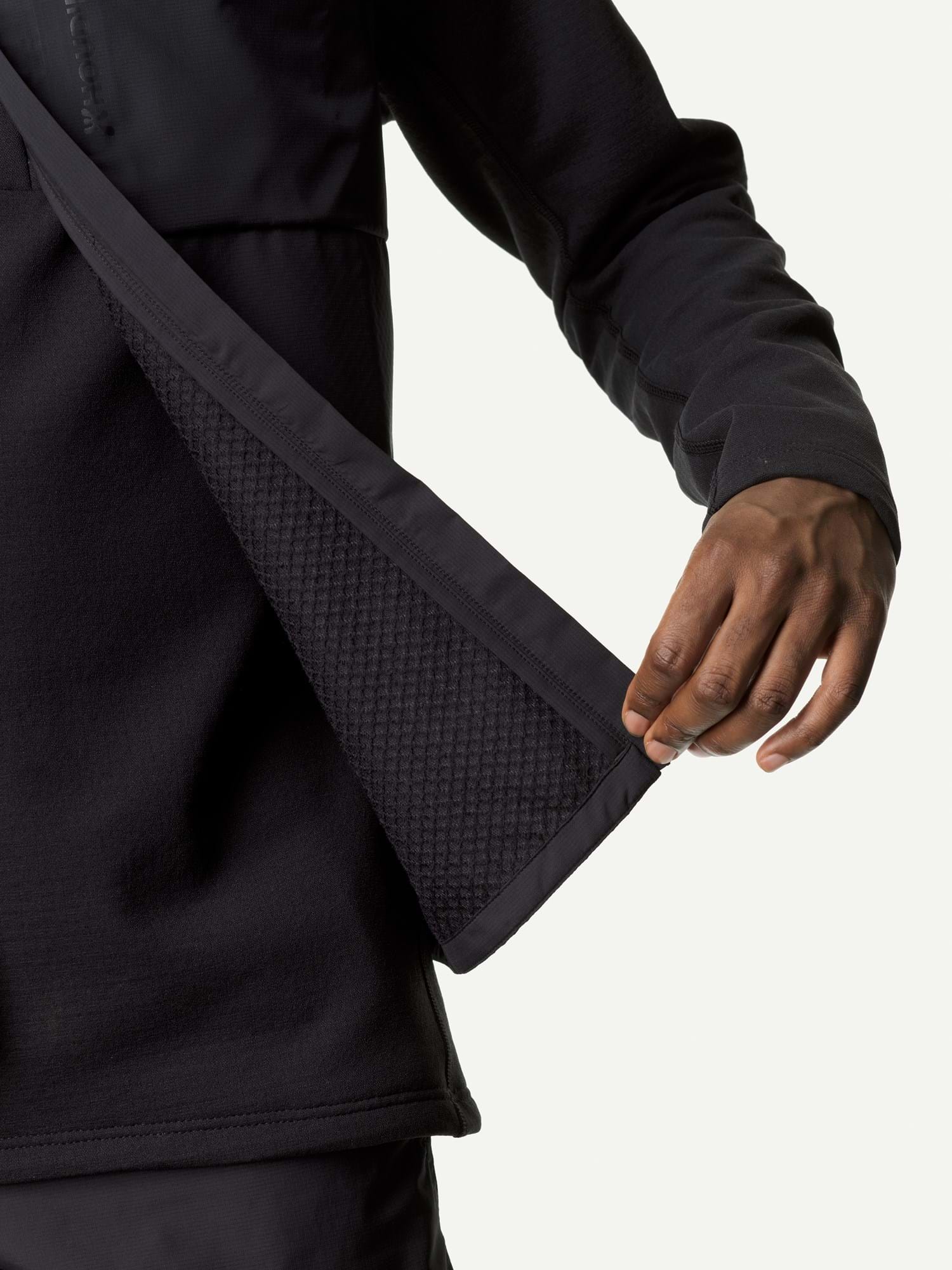 M's Pace Hybrid Vest | Houdini Sportswear