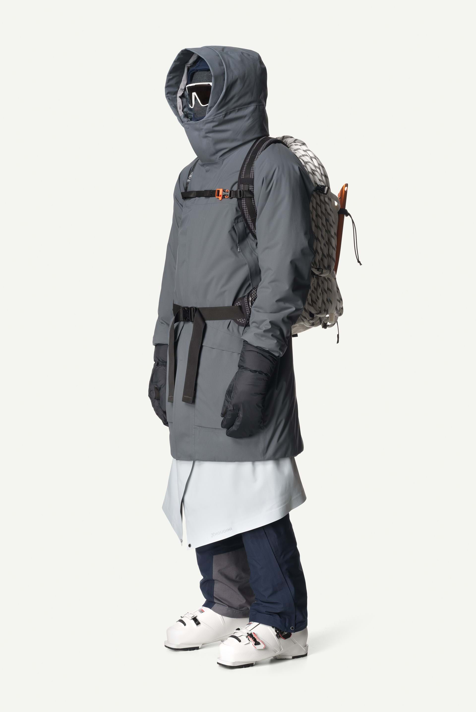 https://api.houdinisportswear.com/_images/b373f196-f4ec-4434-b02e-a5aec11970f2/Ms-Fall-in-Parka_Thunder-Blue_248514_362_SET_6634_c_low.jpg