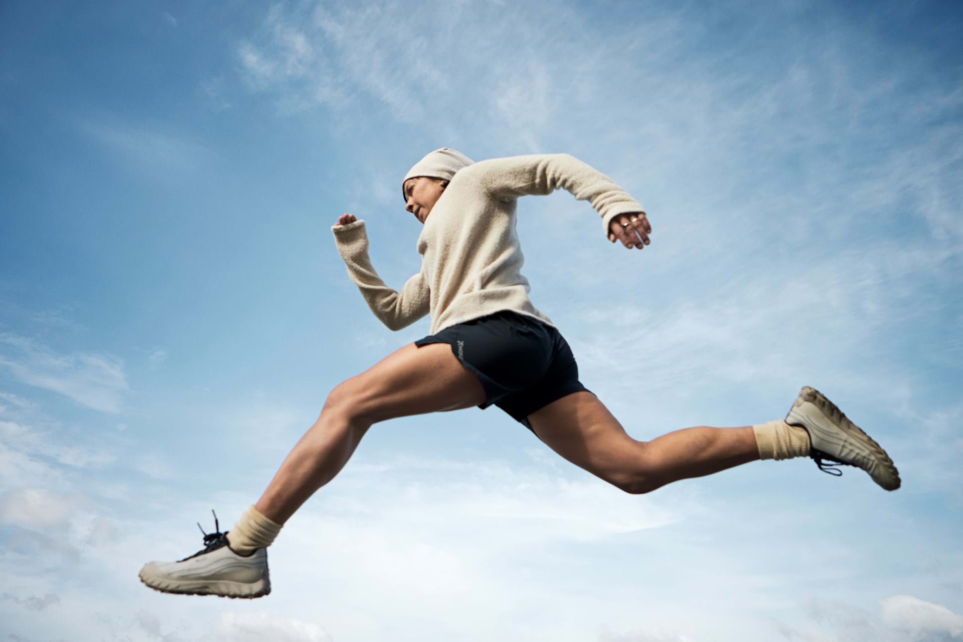 https://api.houdinisportswear.com/_images/d05a68d2-f1d3-4137-b17d-6092546c57f5/Houdini_Sportswear_F25_Mood_Sthlm_121.jpg